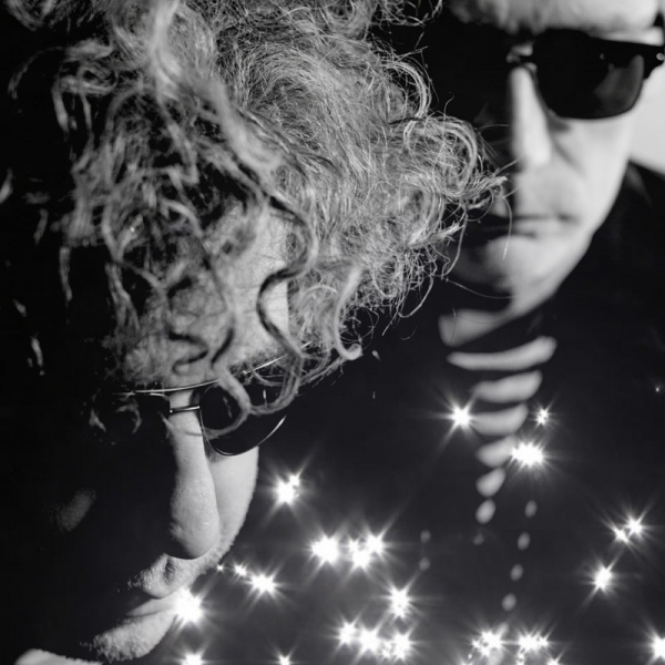 the_jesus_and_mary_chain_approved_800_600_02